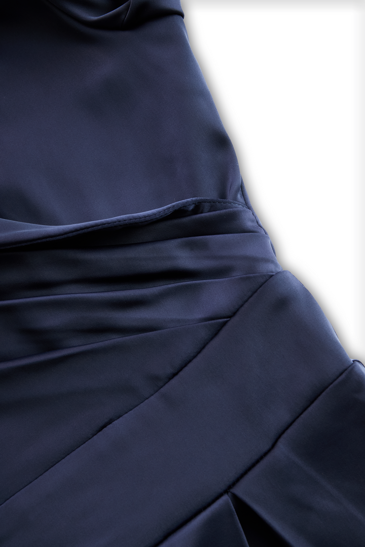 Dharmay | Elegantes Langarm-Midikleid