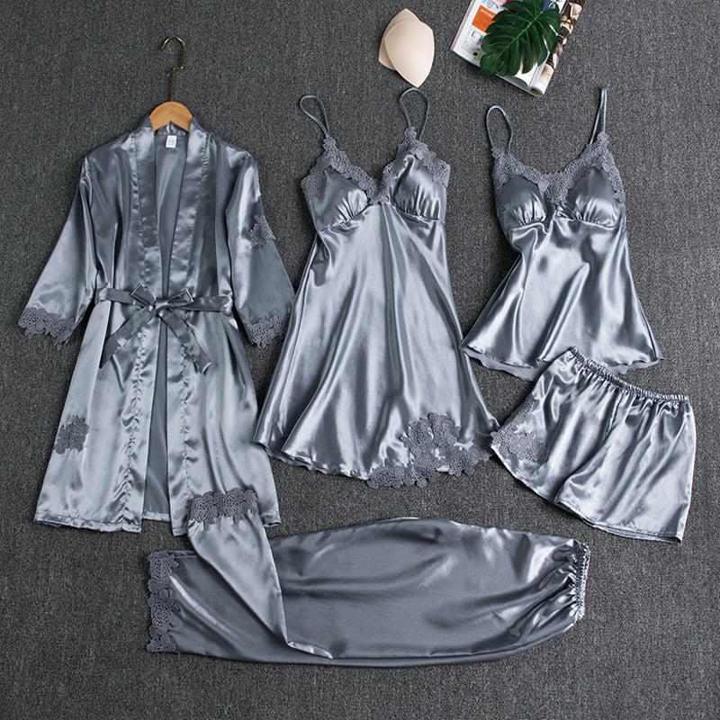 Lella | Fünfteiliges Nachtwäsche-Set