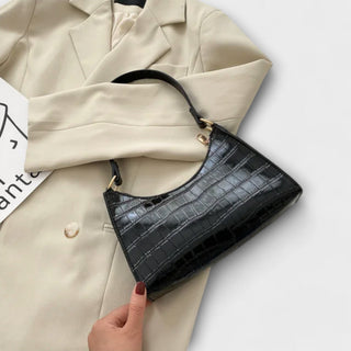 Olivia - Glänzende Veganlederhandtasche