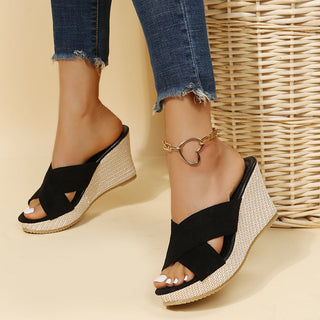Carla - Entspannte Keil-Sandalen