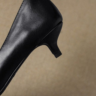 Orlisse Veganleder Kitten Heel Pumps