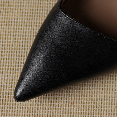 Orlisse Veganleder Kitten Heel Pumps