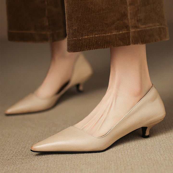 Orlisse Veganleder Kitten Heel Pumps