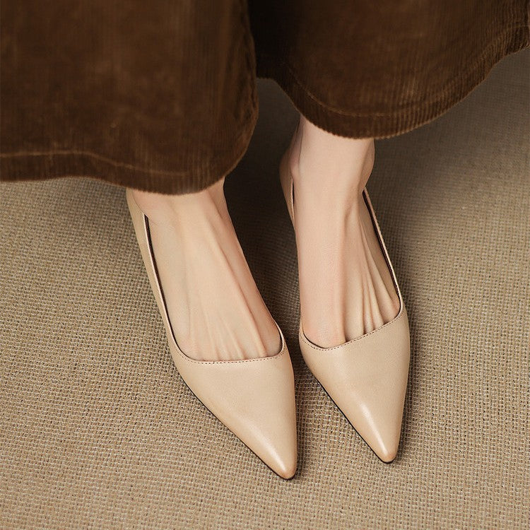 Orlisse Veganleder Kitten Heel Pumps